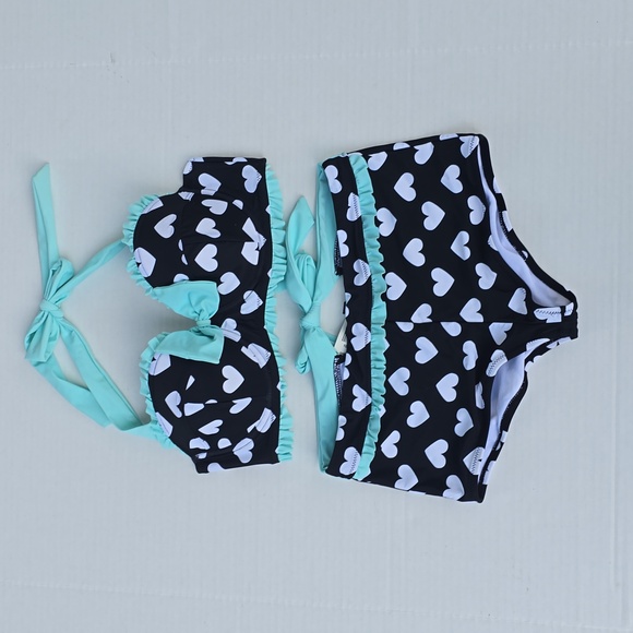 NEW Hot Topic 2 Piece Pin Up Style Retro Heart Bikini - Picture 1 of 9